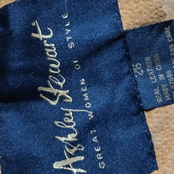 Women suede jacket - Picture 6 of 6